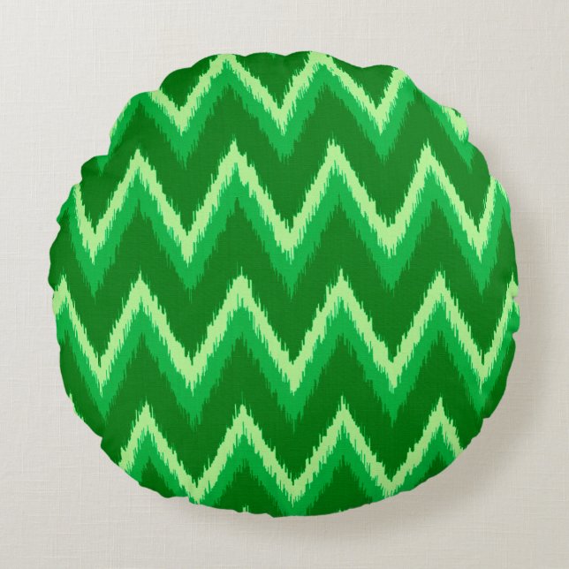 Ikat Chevron Stripes - Pine en Lime Green Rond Kussen (Voorkant)