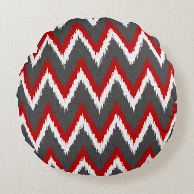 Ikat Chevron Stripes - Rood, wit en grijs / Grijs Rond Kussen (Voorkant)