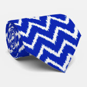 Ikat Chevrons - Kobalt blauw en wit Stropdas (Opgerold)