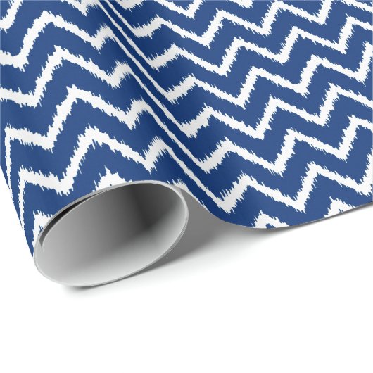Ikat Chevrons - marineblauw en wit Cadeaupapier (Rol Hoek)