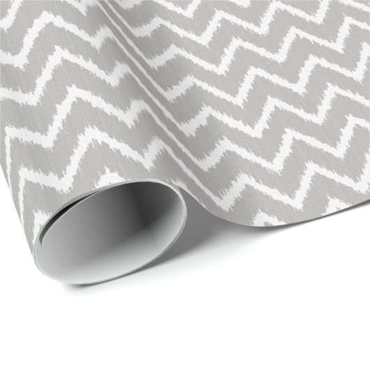 Ikat Chevrons - Zilver grijs en wit Cadeaupapier (Rol Hoek)