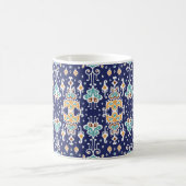 Ikat Geometric: Folklore Oriental Ornament. Koffiemok (Center)