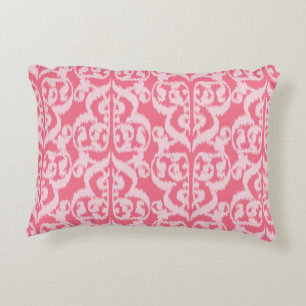 Ikat Moorish Damask - schaduwen van koraalroze Decoratief Kussen