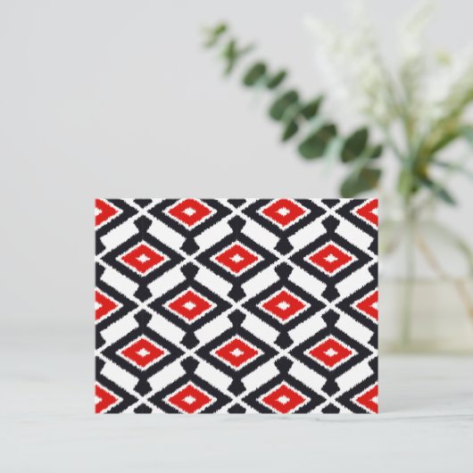 Ikat Pattern - Donkerrood, zwart en wit Briefkaart (Staand voorkant)