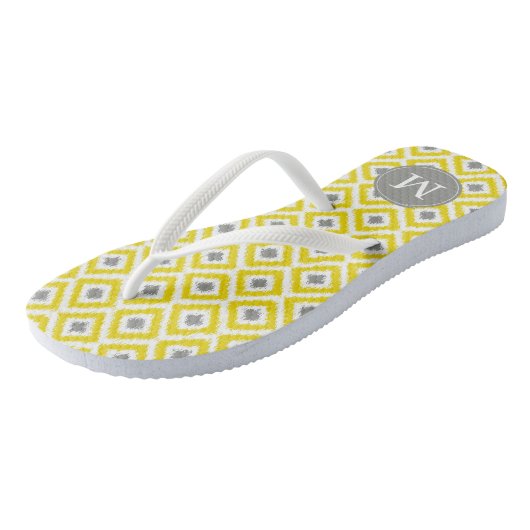 Ikat Pattern, geel en grijs diamant, gepersonalise Teenslippers (Schuin)
