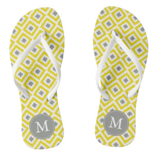 Ikat Pattern, geel en grijs diamant, gepersonalise Teenslippers
