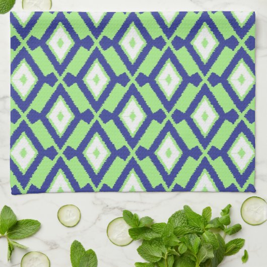 Ikat Pattern - Green, Indigo Blue en White Theedoek (Gevouwen)