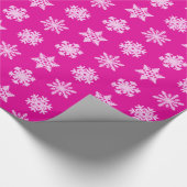 Ikat Snowflakes - Fuchsia en ijsroze Cadeaupapier (Hoek)