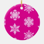 Ikat Snowflakes - Fuchsia en ijsroze Keramisch Ornament (Achterkant)