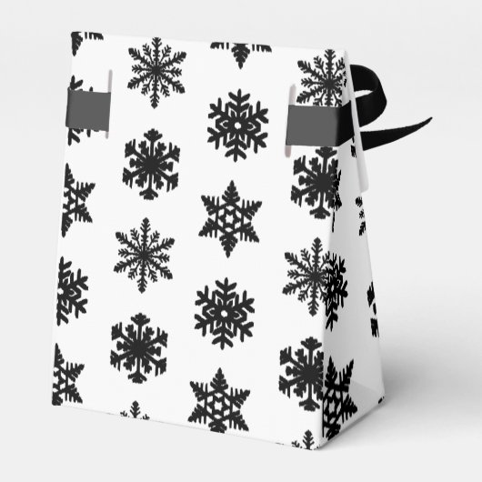 Ikat Snowflakes - wit en zwart Bedankdoosjes (Achterkant)
