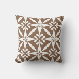 Ikat Star Pattern - Taupe Tan and White Kussen