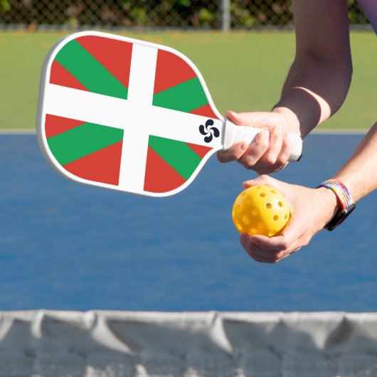 Ikurrina met Lauburu symbool Pickleball Paddle (Insitu)