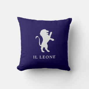 Il Leone   Elegante Italiaanse leeuw op donkerblau Kussen