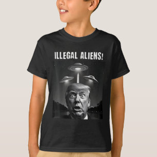 Illegale vreemdelingen. Trump Selfie, Alien en UFO T-shirt