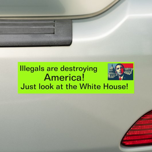 Illegalen vernietigen Amerika! Bumpersticker (Op auto)