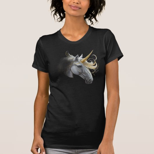 Illuminate Your World: The Ethereal Unicorn T-shirt (Voorkant)