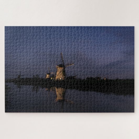 Illuminated windmill at Blue Hour Legpuzzel (Horizontaal)