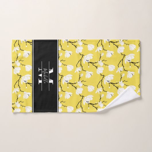 Illuminating Yellow Monogrammed Magnolia Flower Bad Handdoek (Handdoek)