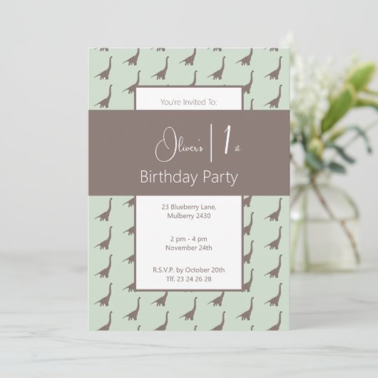 illusima Brown Long Neck Dinosaurs 1e Verjaardag Kaart (Staand voorkant)