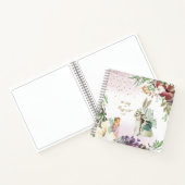 Illustratie met gekanteld bos liefdevol meisje nr. notitieboek (Binnen)