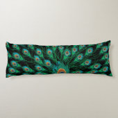 Illustratie met Peacock-veren op zwart Lichaamskussen (Achterkant)