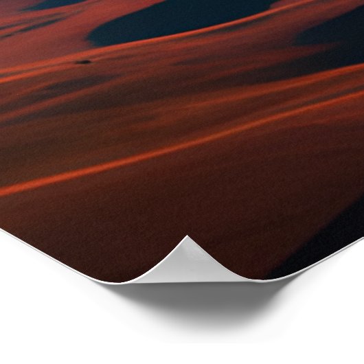 Illustratie rood blauw van het berglandschap van R Poster (Hoek)