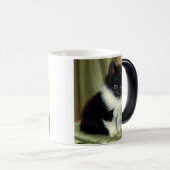  illustratie Tuxedo Kitten Magische Mok (Voorkant rechts)