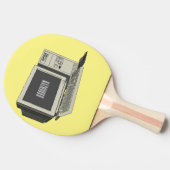 Illustratie van computercartoon tafeltennisbatje (Zijkant)