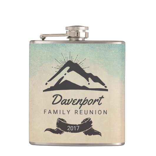 Illustratie van de berg met Sun Rays Family Reunio Heupfles (Voorkant)