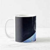 Illustratie van de Dragon XL ruimtesonde. Koffiemok (Links)