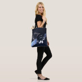 Illustratie van de Dragon XL ruimtesonde. Tote Bag (Op model)