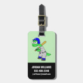 Illustratie van een brontosaurus-honkbalspeler. bagagelabel (Voorkant verticaal)