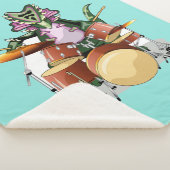 Illustratie van een chasmosaurus die de drums besp sherpa deken (3/4)