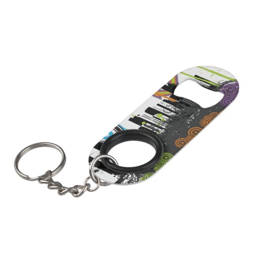 Illustratie van een grijs cityscape sleutelhanger flessenopener (Voorkant Gekanteld)