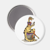 Illustratie van een Iguanodon die haar nagels poli Magneet (Voorkant / Achterkant)