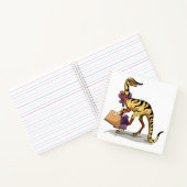 Illustratie van een Iguanodon met boodschappentass Notitieboek (Binnen)