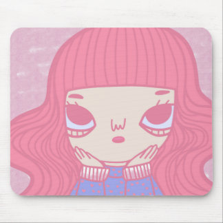 Illustratie van een meisje met roze haar muismat