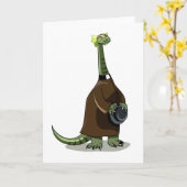 Illustratie van een plateosaurus die verkleed is a kaart (Gele Bloem)