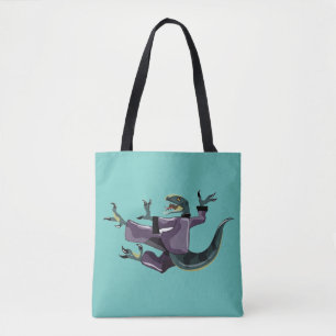 Illustratie van een raptor die karate uitvoert. tote bag