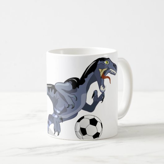 Illustratie van een raptor dinosaurus die voetbal  koffiemok (Voorkant rechts)