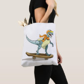 Illustratie van een raptor skateboarden. tote bag (Dichtbij)