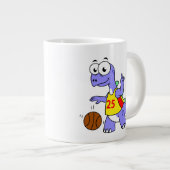 Illustratie van een Stegosaurus die basketbal spee Grote Koffiekop (Voorkant rechts)