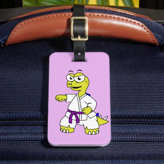 Illustratie van een stegosaurus die karate beoefen bagagelabel (Voorkant Insitu 2)