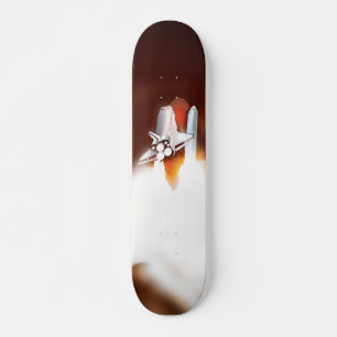 Illustratie van lancering van spaceshuttle persoonlijk skateboard