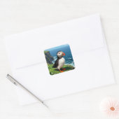 Illustratie van papegaaiduiker aan zee vierkante sticker (Envelop)