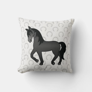 Illustratie van zwart dravend cartoonpaard kussen
