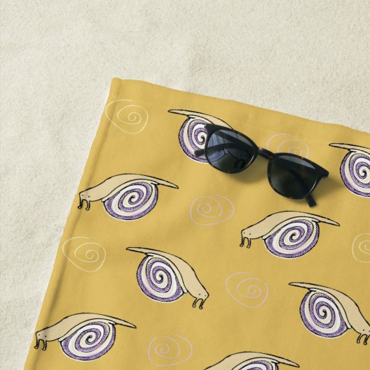 Illustratief patroon voor slakken en cirkels strandlaken (In situ)