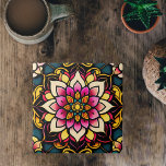 Illustratiekunst van Floral Pink-ventilator Tegeltje<br><div class="desc">Een mooie en kunstmatig ontworpen bloem in een gekleurd glas. De bloem zelf is het middelpunt van het ontwerp. Het gekleurde glazen effect geeft het patroon een unieke en opvallende visuele kwaliteit. Dit kunstwerk is een verbluffend voorbeeld van de kracht en schoonheid van digitale kunst en design.</div>