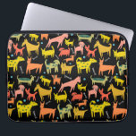 Illustratiepatroon voor kleurrijke Puppies Laptop Sleeve<br><div class="desc">Kutkleurige honden en puppies versieren deze laptoptas. Hand getekend door mij voor jou. Voor meer design en kleuren kun je in mijn winkel kijken!</div>