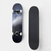 Illustratieve close-up van de komeettempel. persoonlijk skateboard (Voorkant)